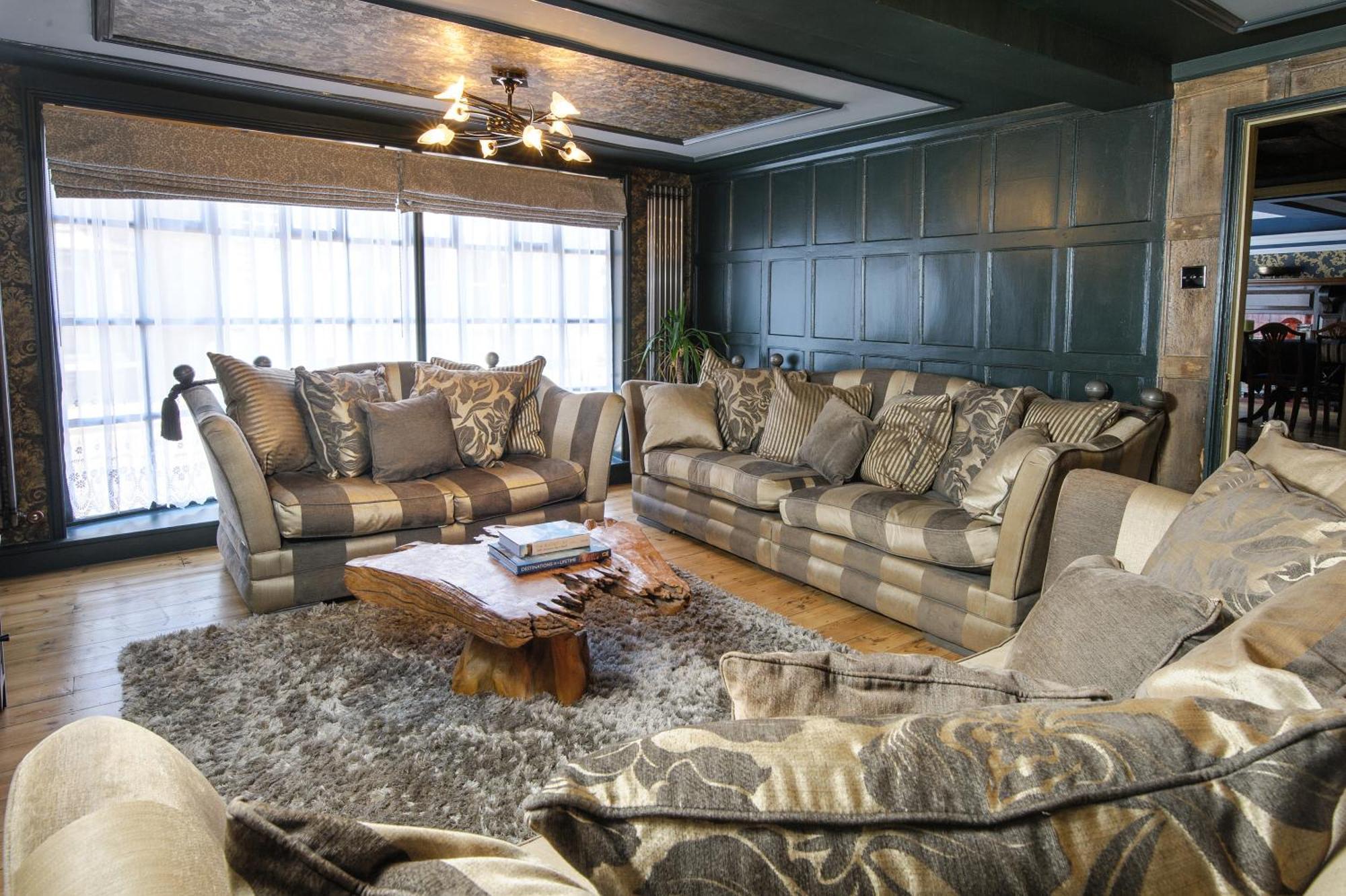 Huge Deluxe 600 Year Old Essex Manor, Hot Tub, Cinema Room, Sky Tv Saffron Walden Esterno foto