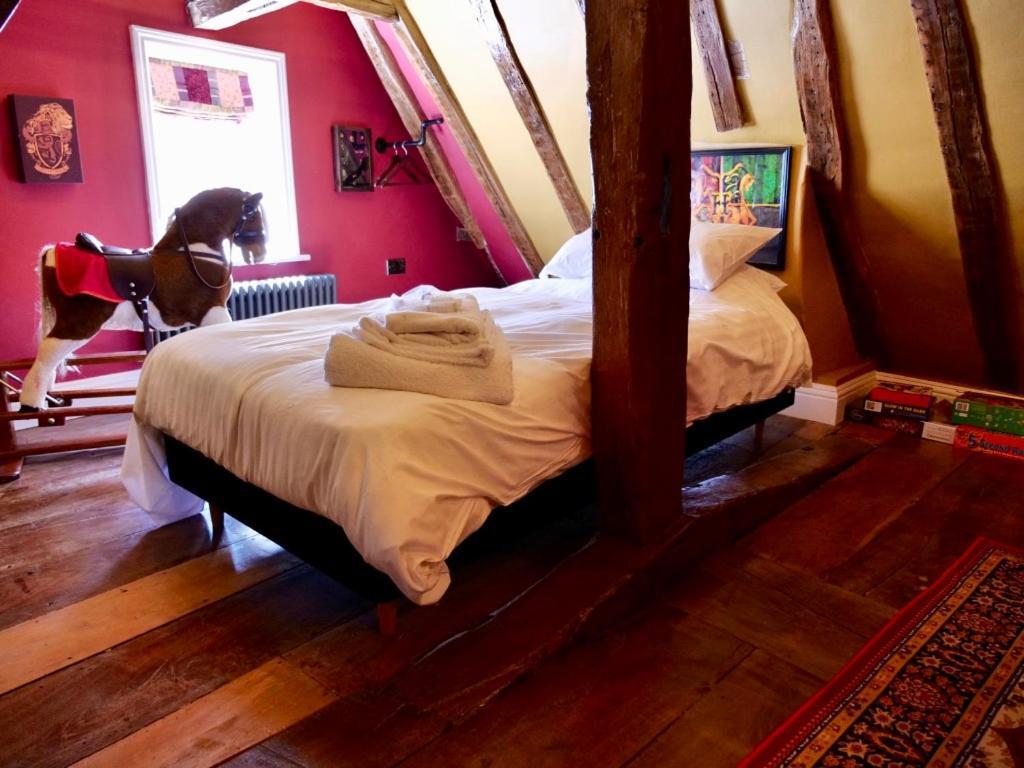 Huge Deluxe 600 Year Old Essex Manor, Hot Tub, Cinema Room, Sky Tv Saffron Walden Esterno foto